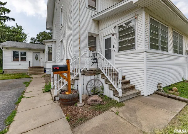 $149,900 | 111 North West Street, Cambridge, IL 61238