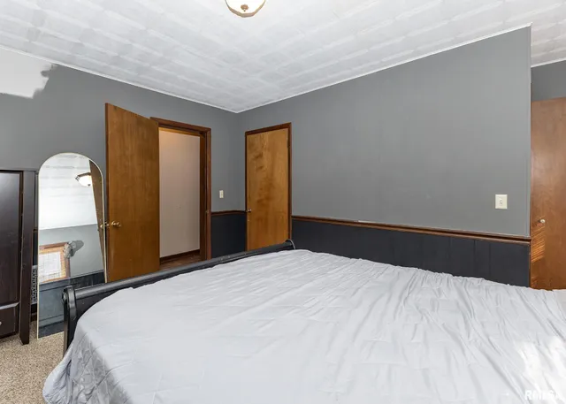 $149,900 | 111 North West Street, Cambridge, IL 61238