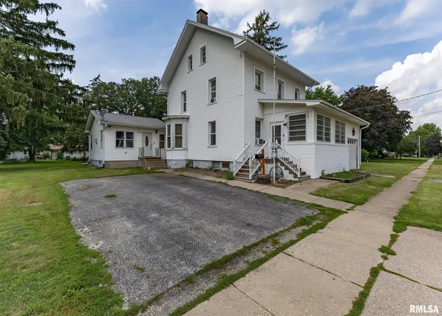 $149,900 | 111 North West Street, Cambridge, IL 61238