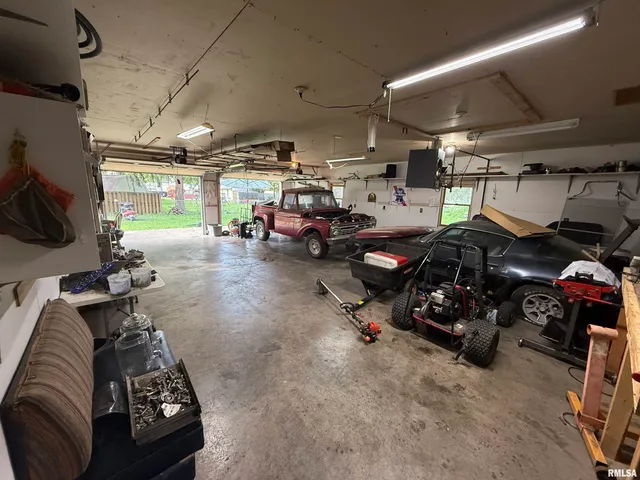 $149,900 | 111 North West Street, Cambridge, IL 61238