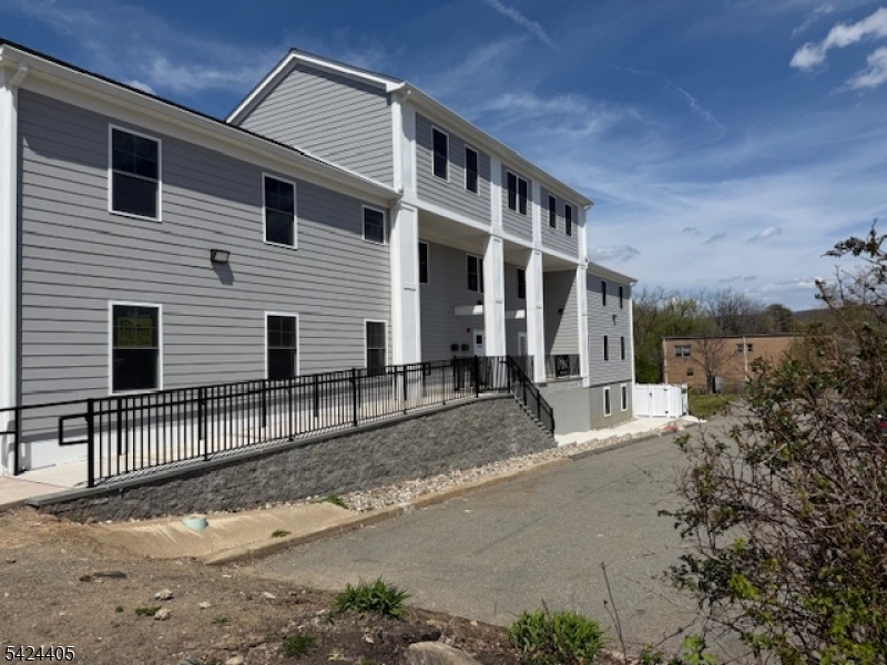 237 Main Street Hackettstown, NJ 07840 - Photo 13 of 15 Gallery Image 13