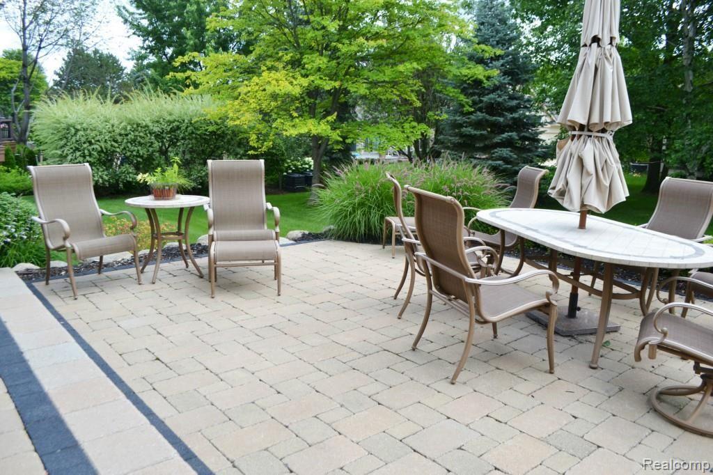 1708 Old Homestead Drive Rochester Hills, MI 48306 - Photo 45 of 55