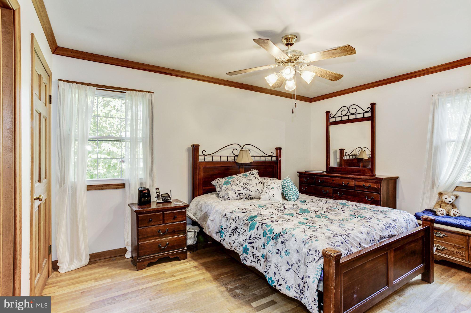 6517 Haystack Road Alexandria, VA 22310 - Photo 13 of 23 Bath (Master)