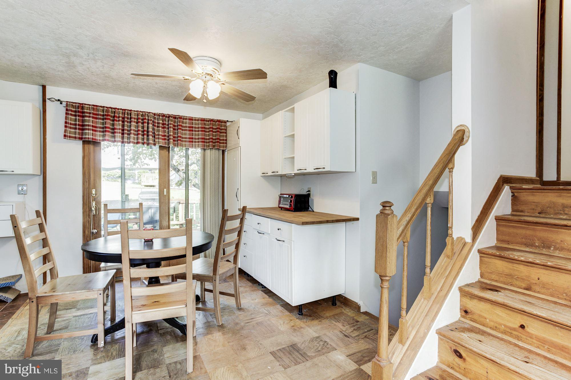 6517 Haystack Road Alexandria, VA 22310 - Photo 8 of 23 Interior (General)