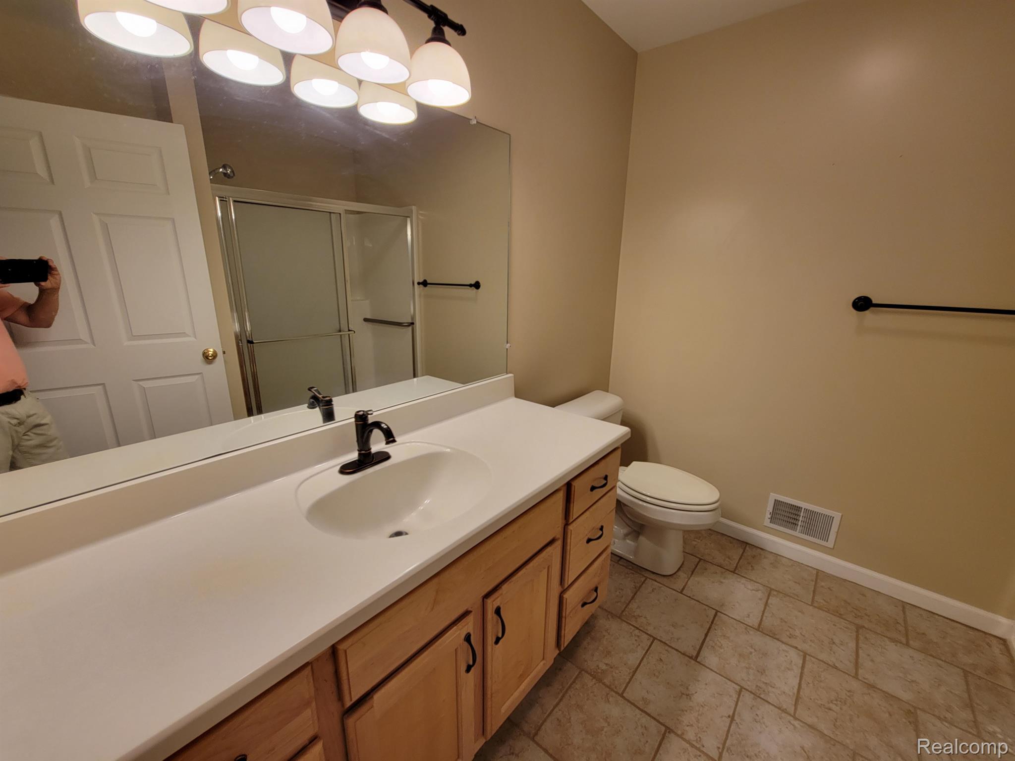 811 Nelson's Ridge Drive Howell, MI 48843 - Photo 21 of 33 Gallery Image 21