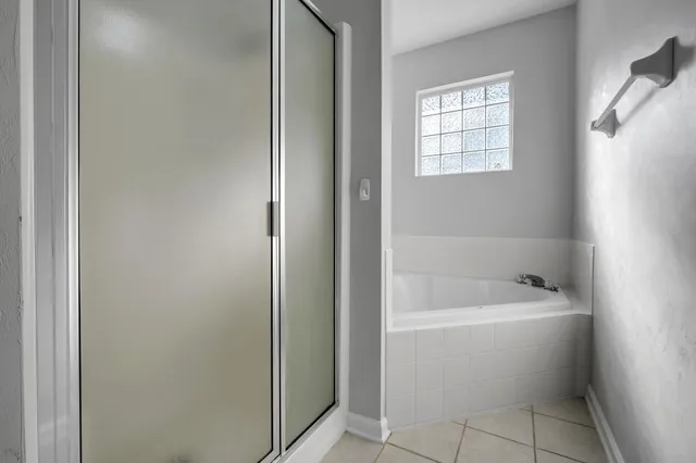 $175,000 | 2014 Midyette Road, Unit 207, Tallahassee, FL 32301