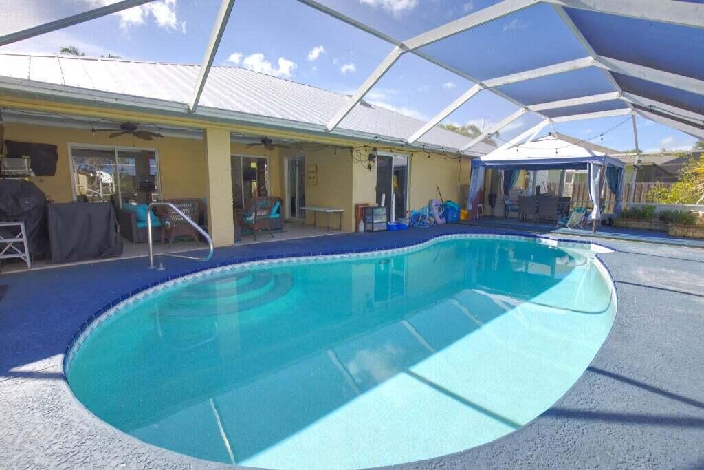 4782 Northwest Ever Road Port St. Lucie, FL 34983 - Photo 14 of 16 pool2