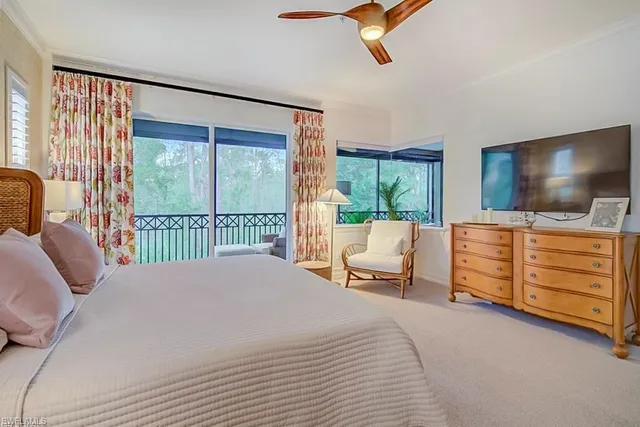 $1,595,000 | 2855 Tiburon Boulevard East, Unit 102, Naples, FL 34109