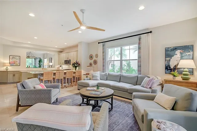 $1,595,000 | 2855 Tiburon Boulevard East, Unit 102, Naples, FL 34109