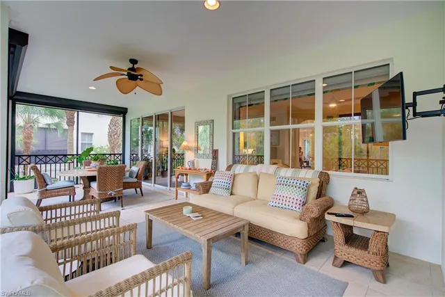 $1,595,000 | 2855 Tiburon Boulevard East, Unit 102, Naples, FL 34109