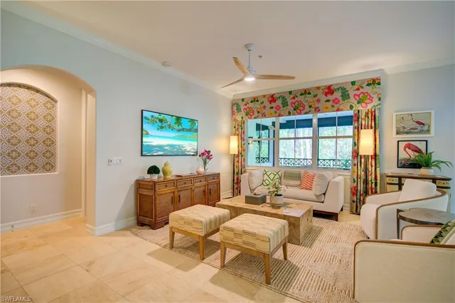 $1,595,000 | 2855 Tiburon Boulevard East, Unit 102, Naples, FL 34109