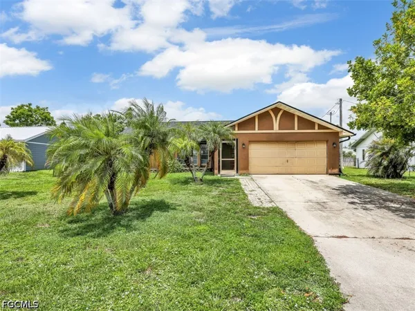 $249,990 | 209 Northeast 9th Court, Cape Coral, FL 33909