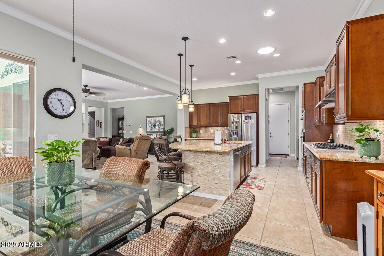 26952 West Marco Polo Road Buckeye, AZ 85396 - Photo 16 of 47 20220727092235131038000000-o