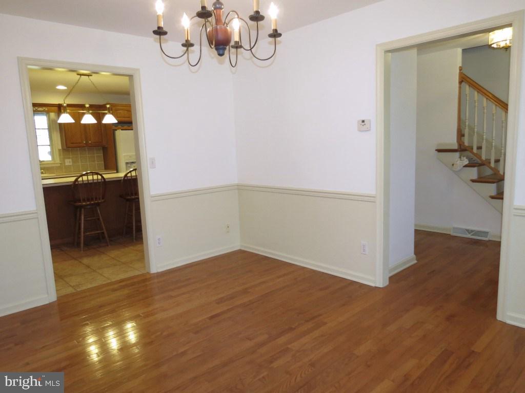 215 Taylor Road York, PA 17406 - Photo 11 of 36 Gallery Image 11