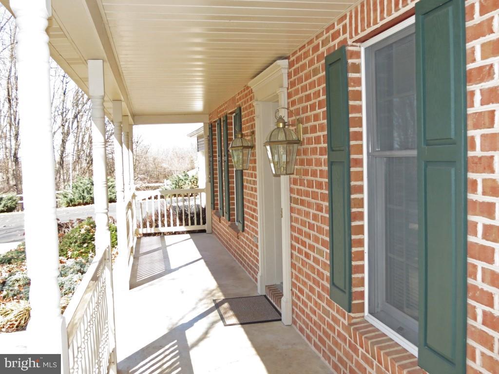 215 Taylor Road York, PA 17406 - Photo 3 of 36 Gallery Image 3