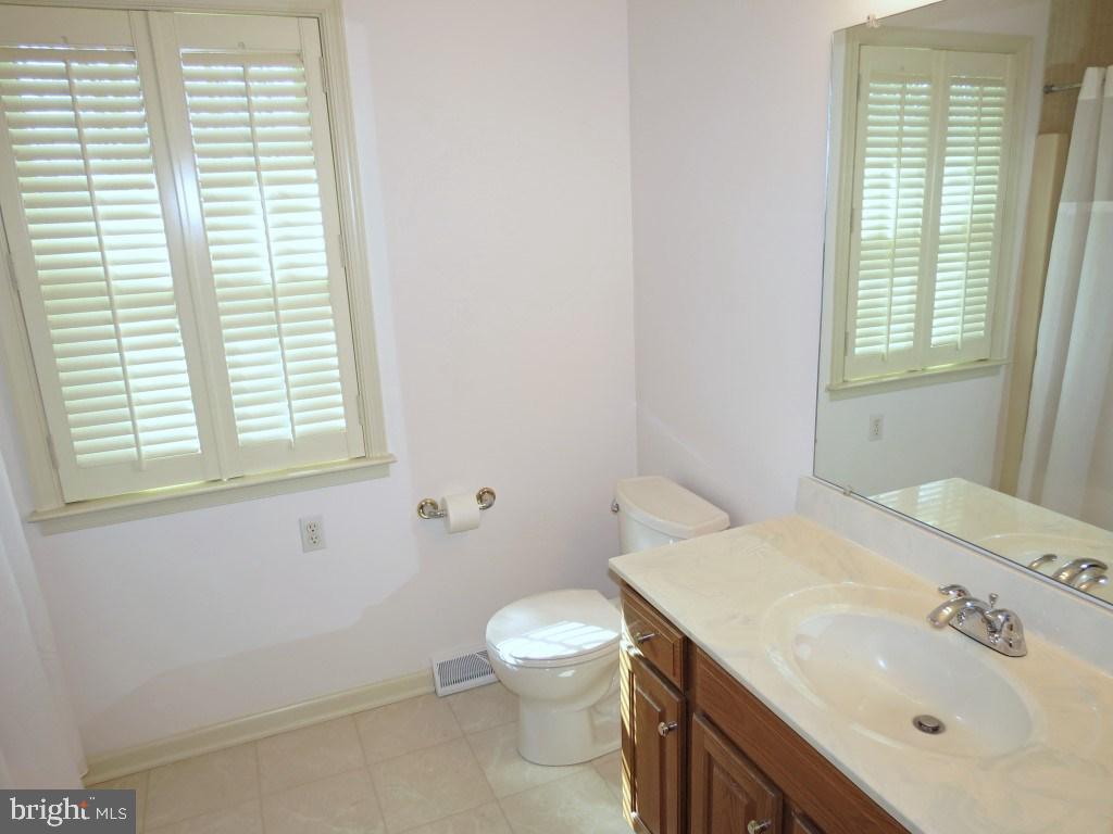 215 Taylor Road York, PA 17406 - Photo 22 of 36 Gallery Image 22