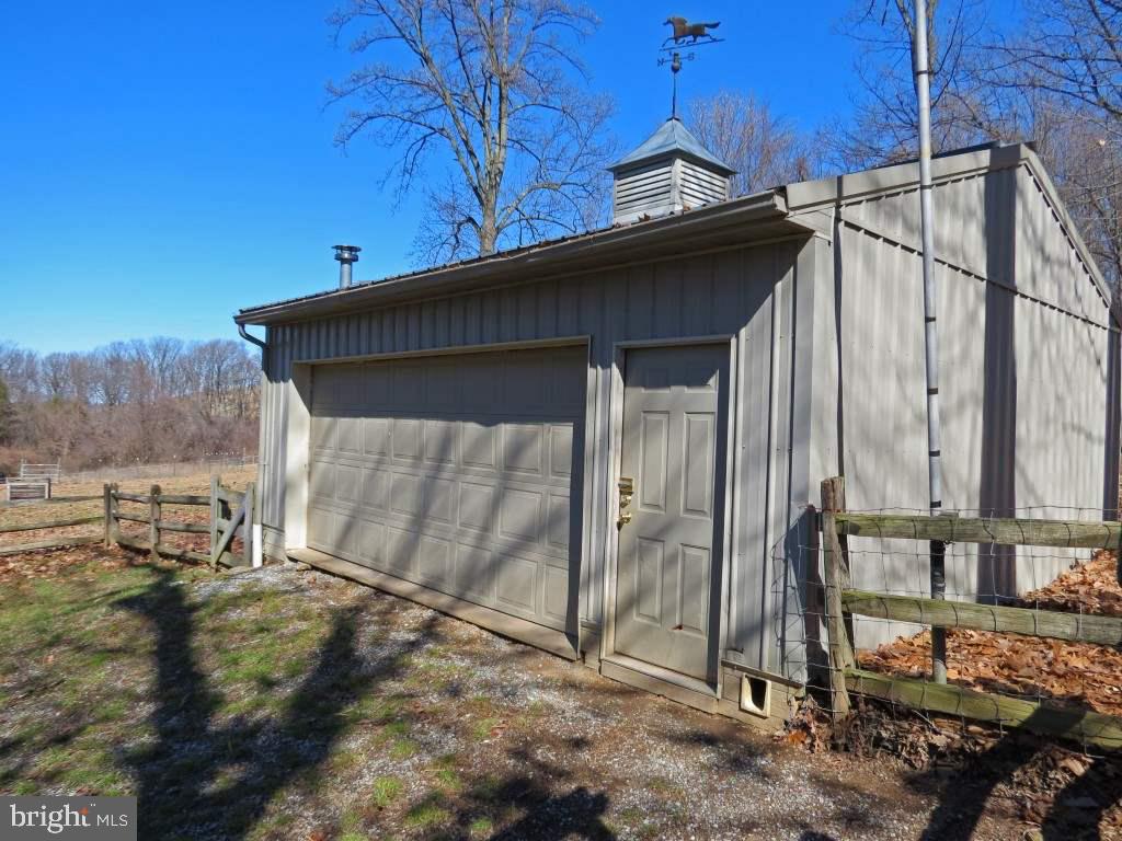 215 Taylor Road York, PA 17406 - Photo 29 of 36 Gallery Image 29