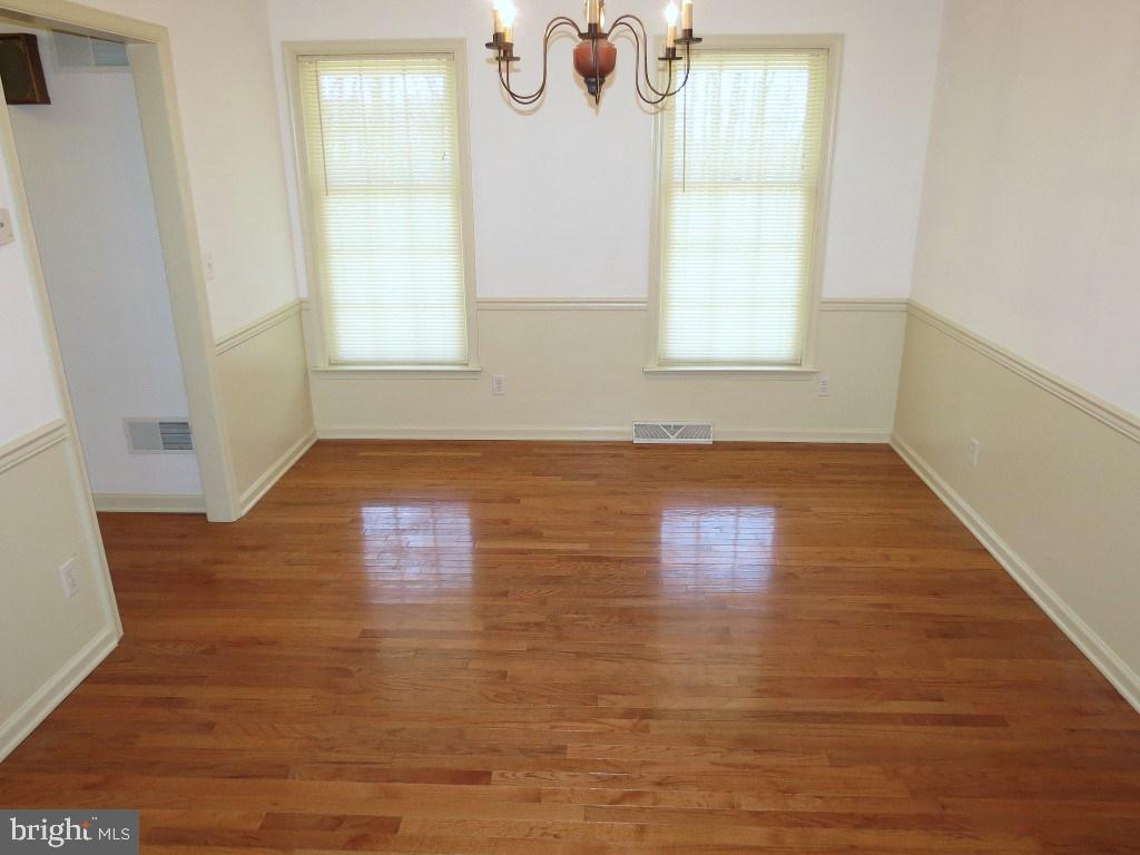215 Taylor Road York, PA 17406 - Photo 10 of 36 Gallery Image 10