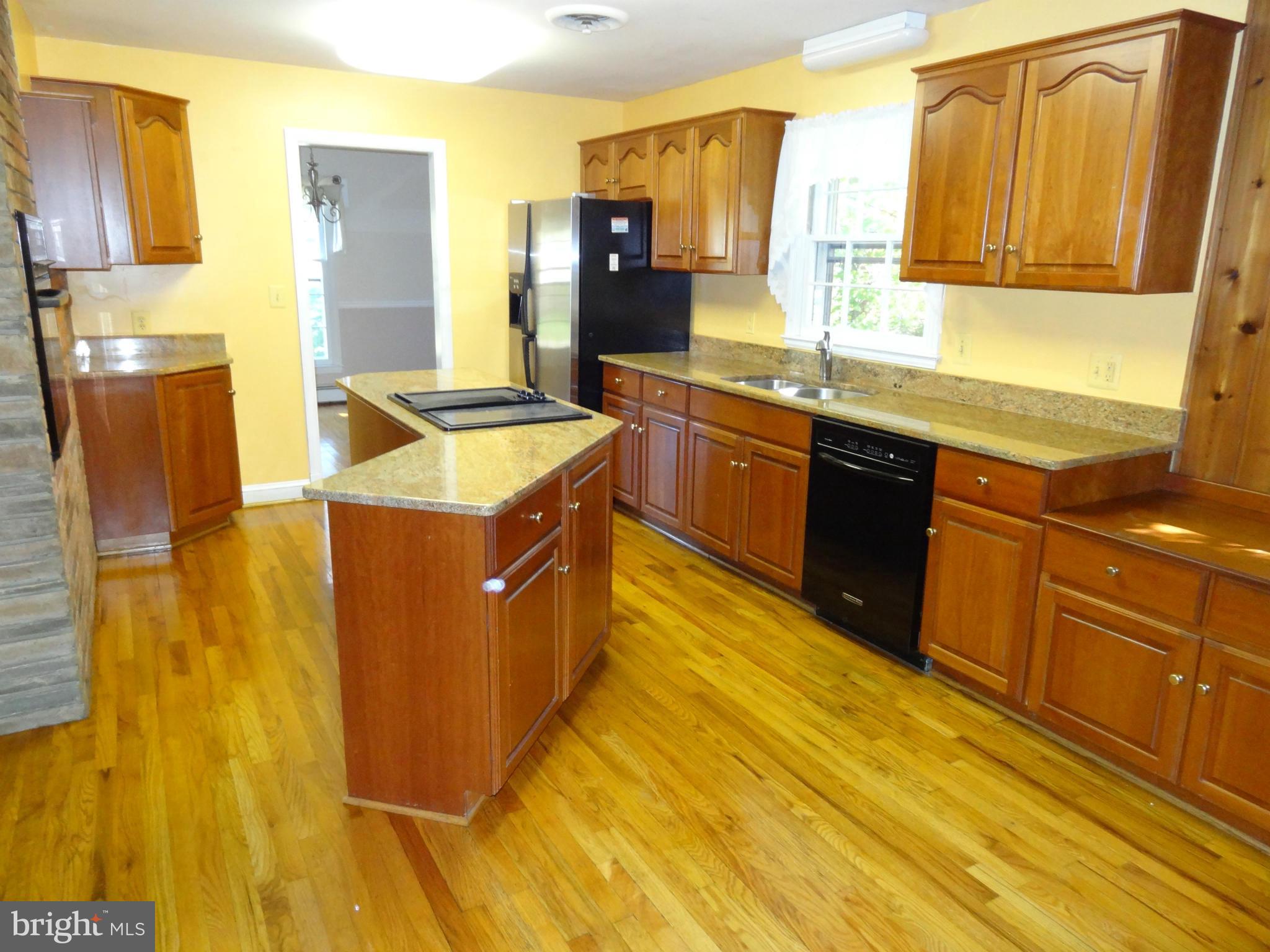 1189 Winer Road Odenton, MD 21113 - Photo 7 of 30 Kitchen