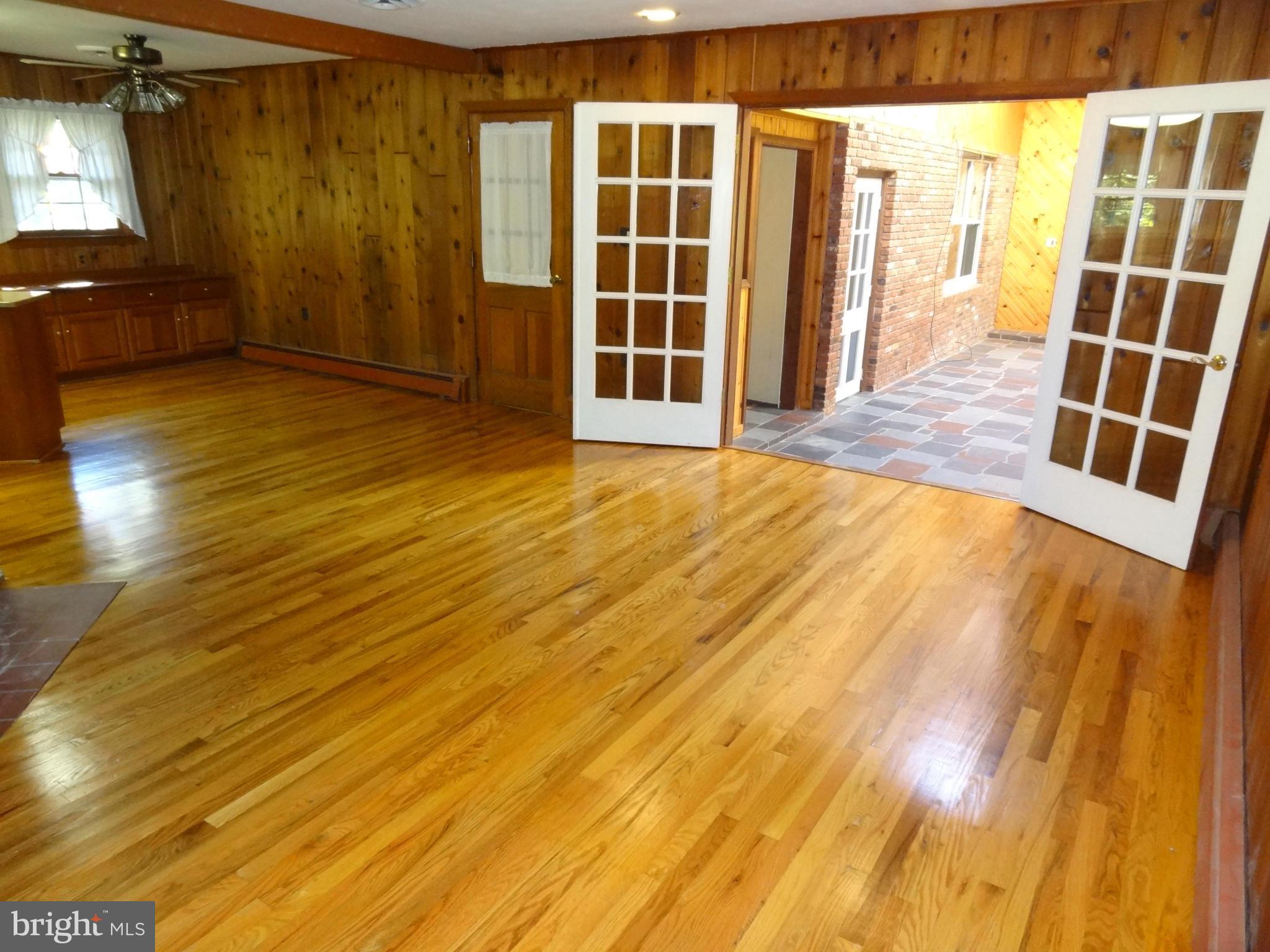 1189 Winer Road Odenton, MD 21113 - Photo 10 of 30 Family Room