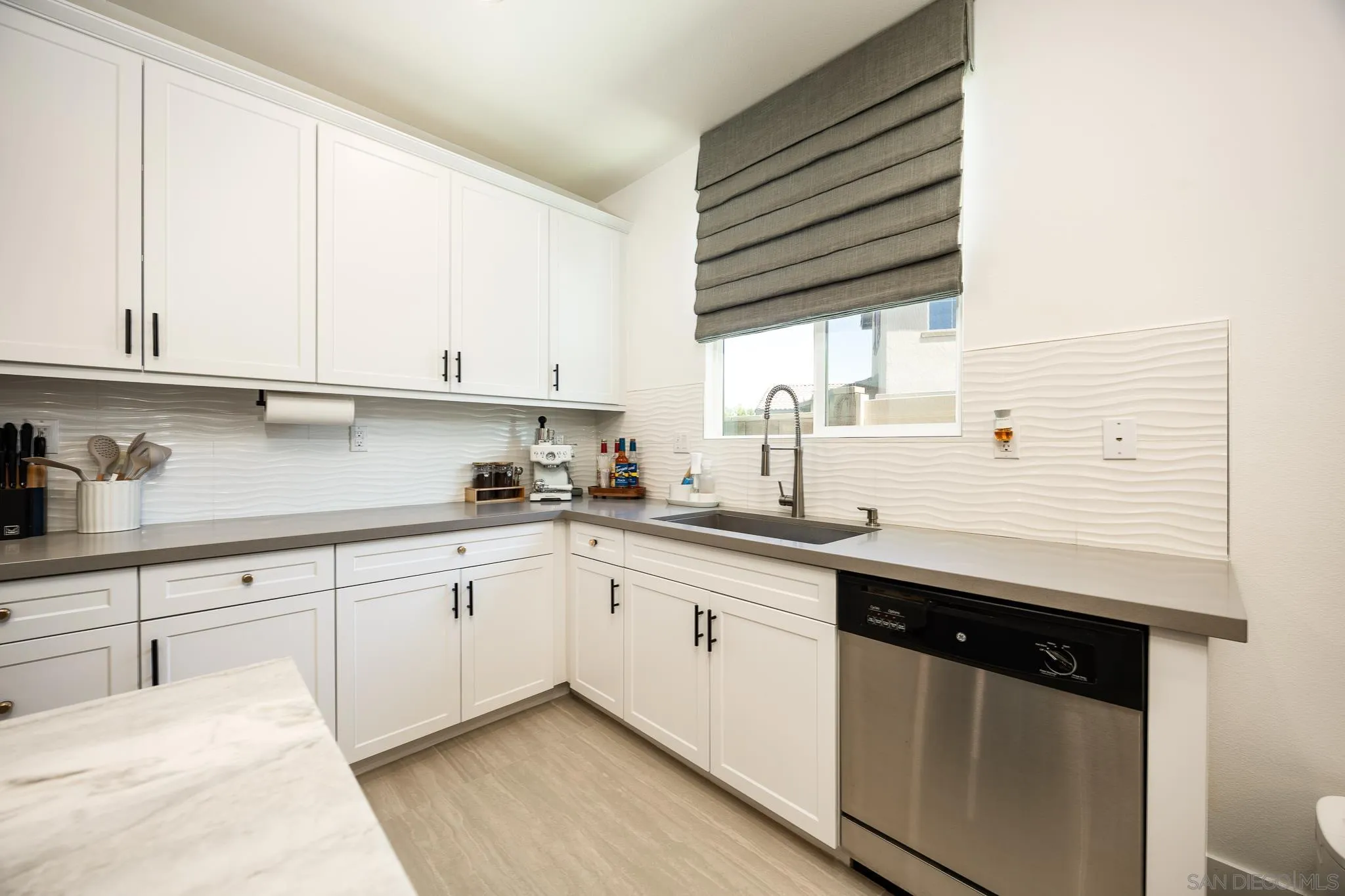 32197 Bunkhouse Road Winchester, CA 92596 - Photo 15 of 50 Gallery Image 15
