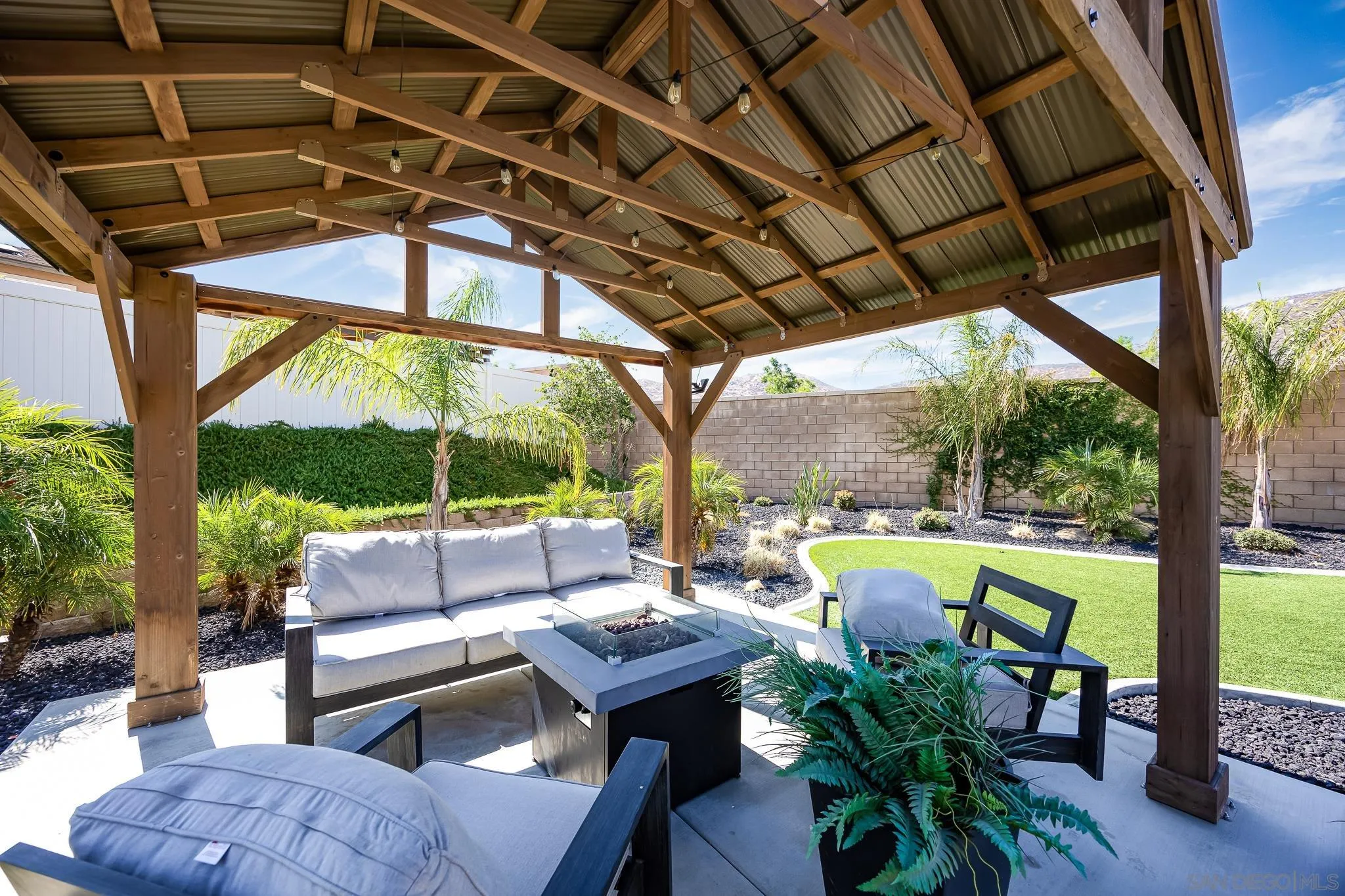 32197 Bunkhouse Road Winchester, CA 92596 - Photo 35 of 50 Gallery Image 35
