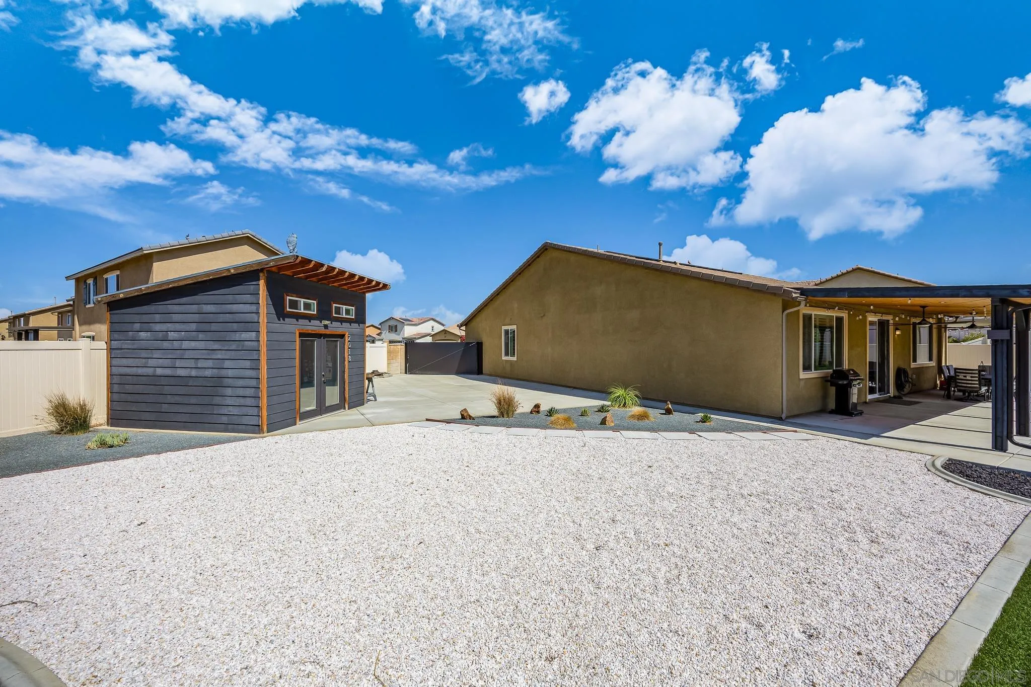 32197 Bunkhouse Road Winchester, CA 92596 - Photo 38 of 50 Gallery Image 38