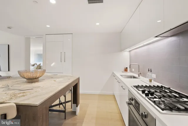 $1,950,000 | 1111 24th Street Northwest, Unit 27, Washington, DC 20037