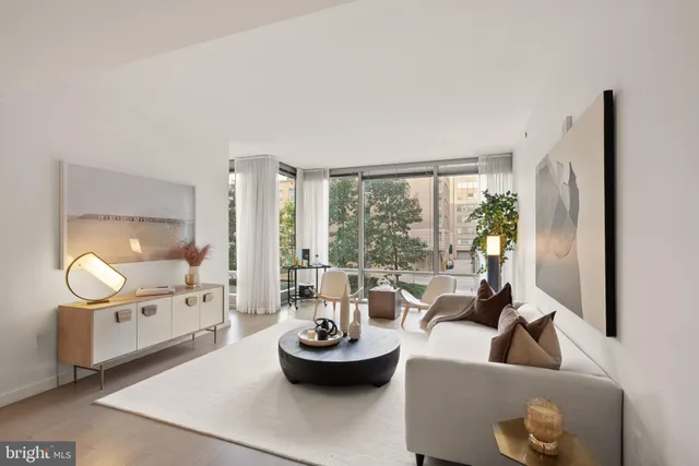 $1,950,000 | 1111 24th Street Northwest, Unit 27, Washington, DC 20037