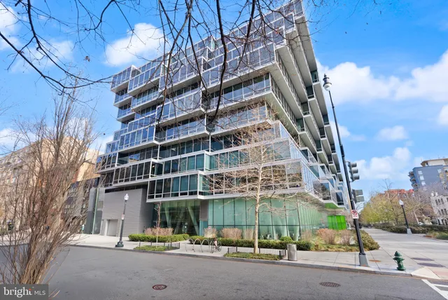 $1,950,000 | 1111 24th Street Northwest, Unit 27, Washington, DC 20037