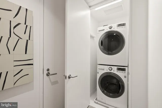 $1,950,000 | 1111 24th Street Northwest, Unit 27, Washington, DC 20037