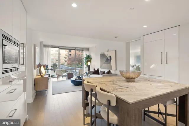 $1,950,000 | 1111 24th Street Northwest, Unit 27, Washington, DC 20037