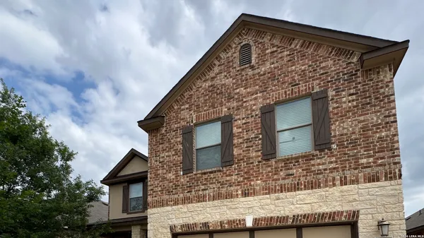$350,000 | 223 Anchor Bluff, Universal City, TX 78148