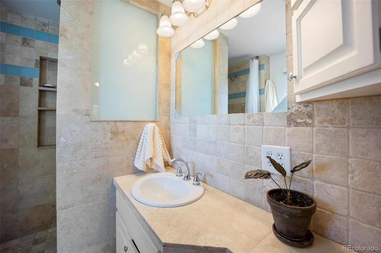 2605 Reed Court Wheat Ridge, CO 80033 - Photo 23 of 50