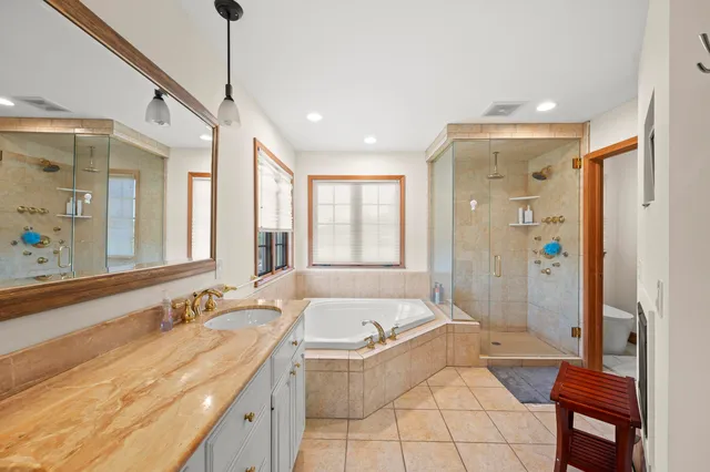 $589,000 | 77544 38th Avenue, Covert, MI 49043