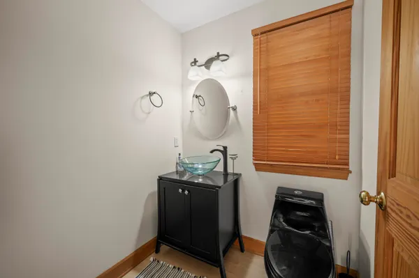 $550,000 | 77544 38th Avenue, Covert, MI 49043