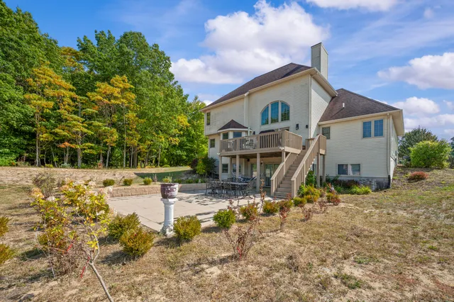 $589,000 | 77544 38th Avenue, Covert, MI 49043