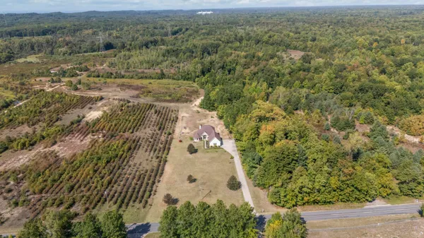 $550,000 | 77544 38th Avenue, Covert, MI 49043