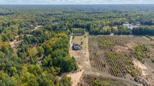 $550,000 | 77544 38th Avenue, Covert, MI 49043