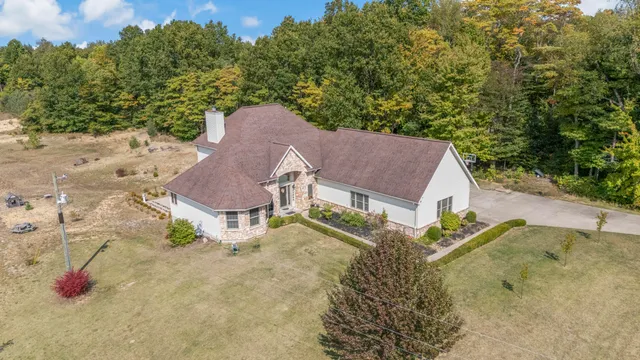 $589,000 | 77544 38th Avenue, Covert, MI 49043