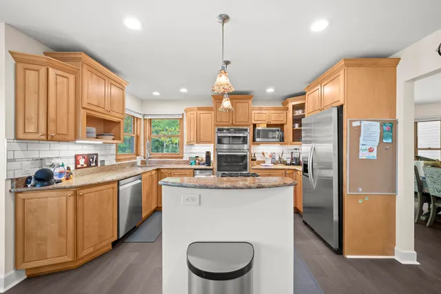 $589,000 | 77544 38th Avenue, Covert, MI 49043