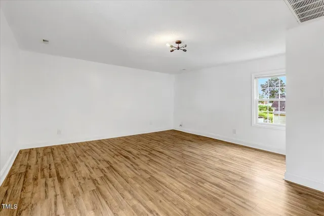 $199,900 | 410 Madison Street, Roanoke Rapids, NC 27870