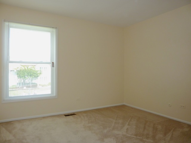 824 Inverrary Lane Deerfield, IL 60015 - Photo 13 of 17