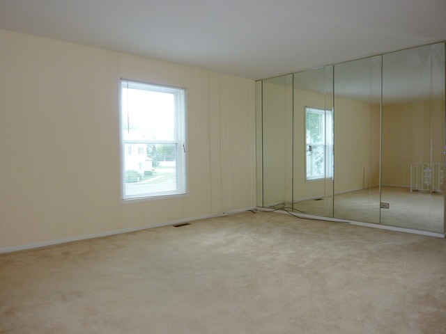 824 Inverrary Lane Deerfield, IL 60015 - Photo 3 of 17
