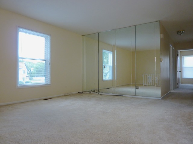 824 Inverrary Lane Deerfield, IL 60015 - Photo 4 of 17