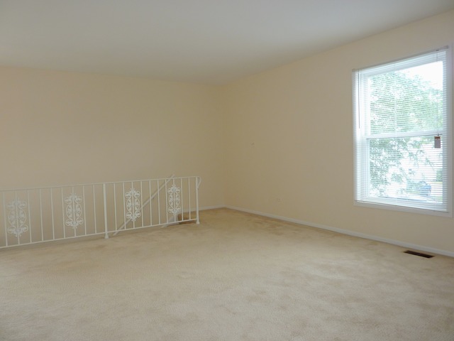 824 Inverrary Lane Deerfield, IL 60015 - Photo 5 of 17