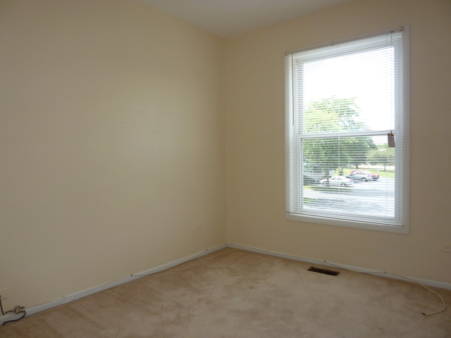 824 Inverrary Lane Deerfield, IL 60015 - Photo 10 of 17