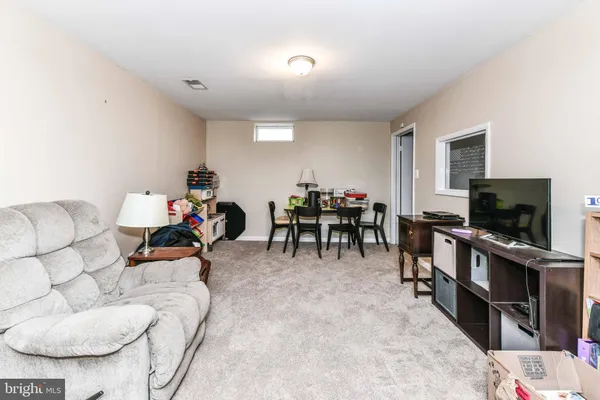 $785,000 | 1721 Whitewood Lane, Herndon, VA 20170