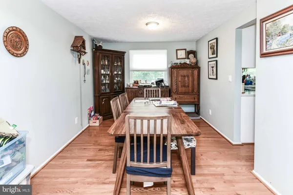$785,000 | 1721 Whitewood Lane, Herndon, VA 20170