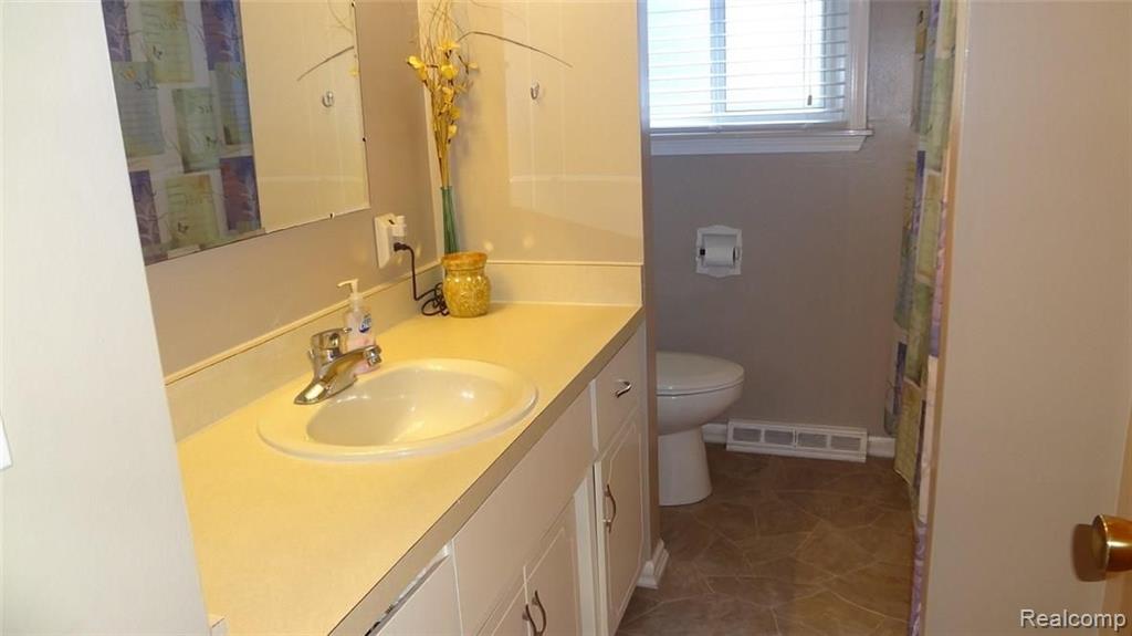 7493 Trumble Road St. Clair, MI 48079 - Photo 8 of 14